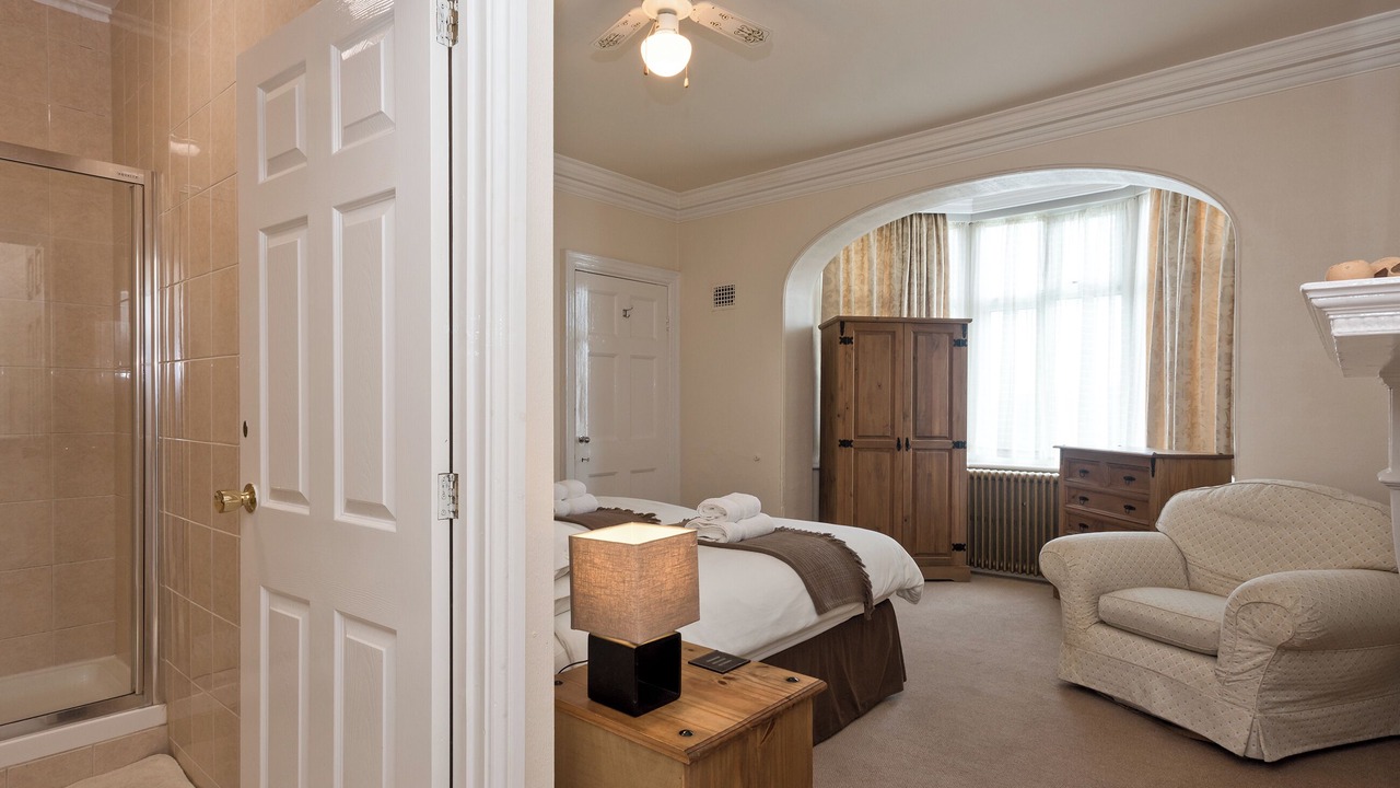 Photo of Others in Bacton