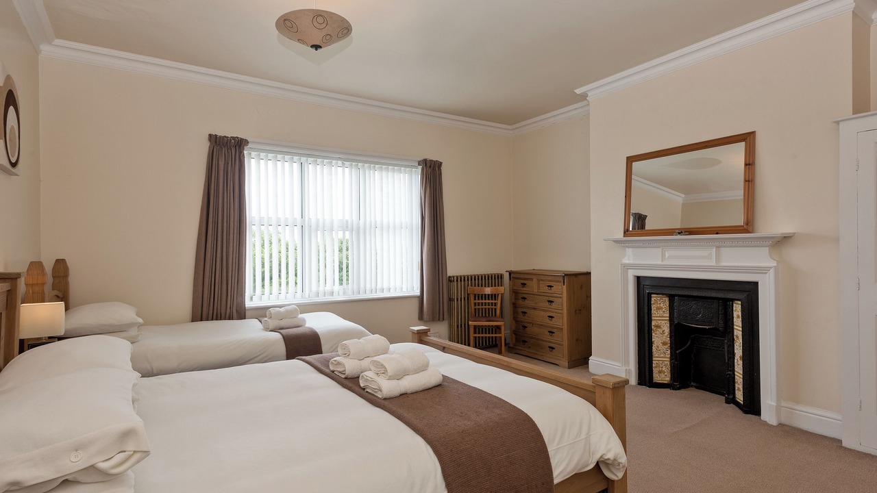 Photo of Others in Bacton