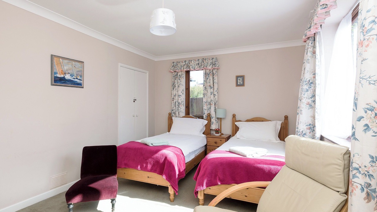 Photo of Others in Holt