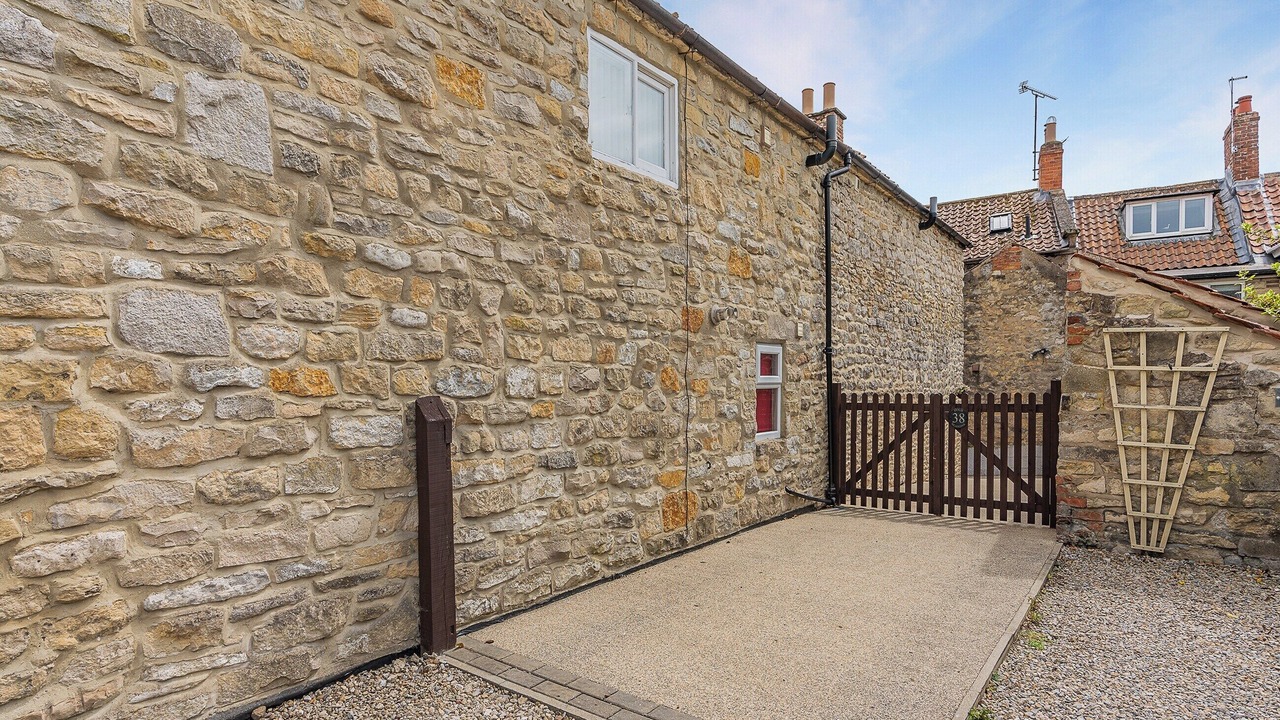 Photo of Others in Pickering