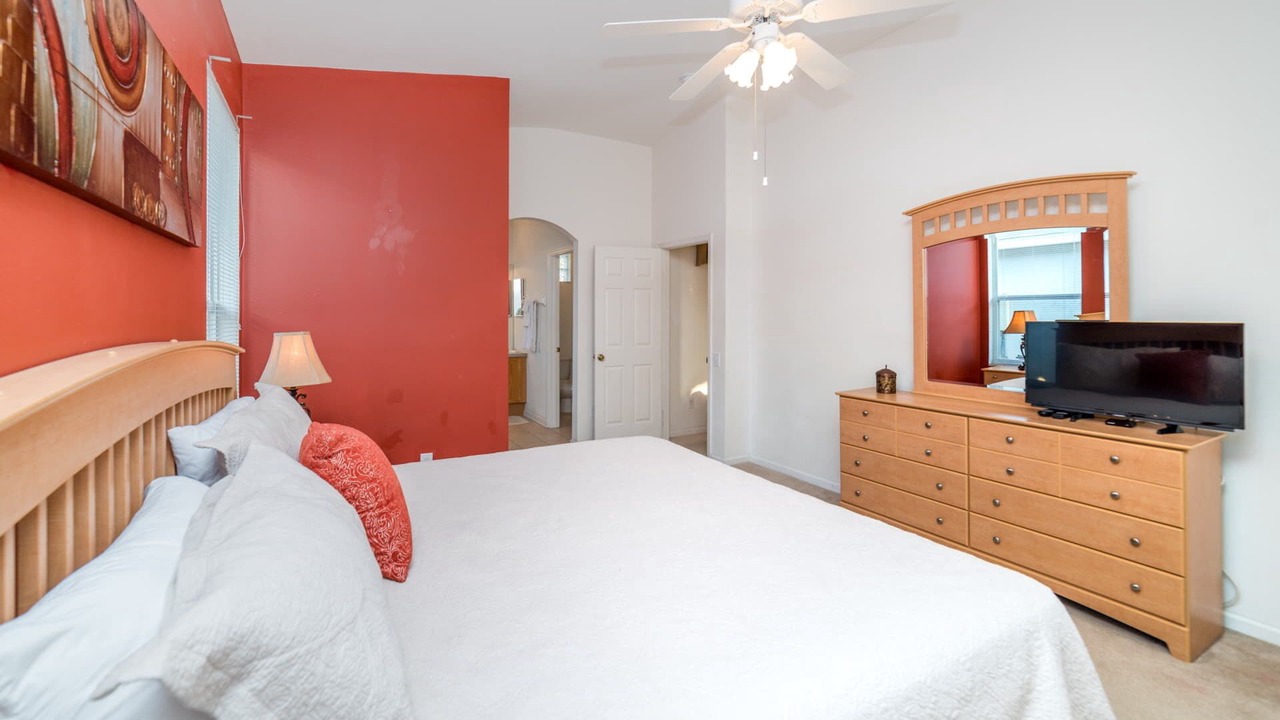 Photo of Bedroom in Windsor Palms