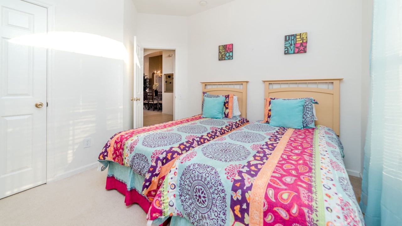 Photo of Bedroom in Windsor Palms