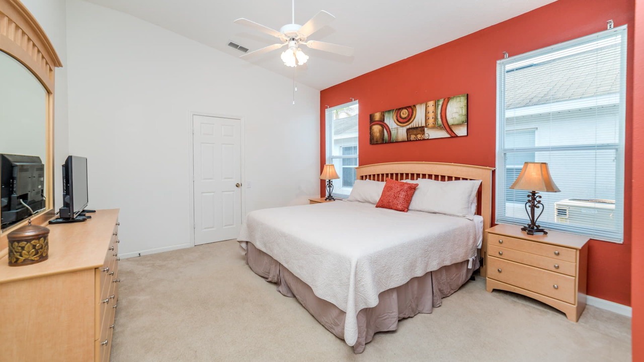 Photo of Bedroom in Windsor Palms