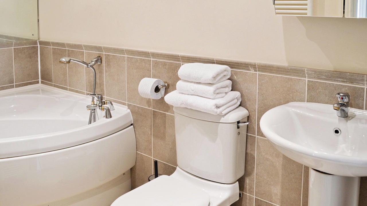 Photo of Bathroom in Windermere