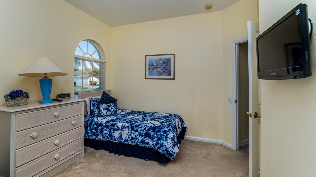 Photo of Bedroom in Windsor Palms