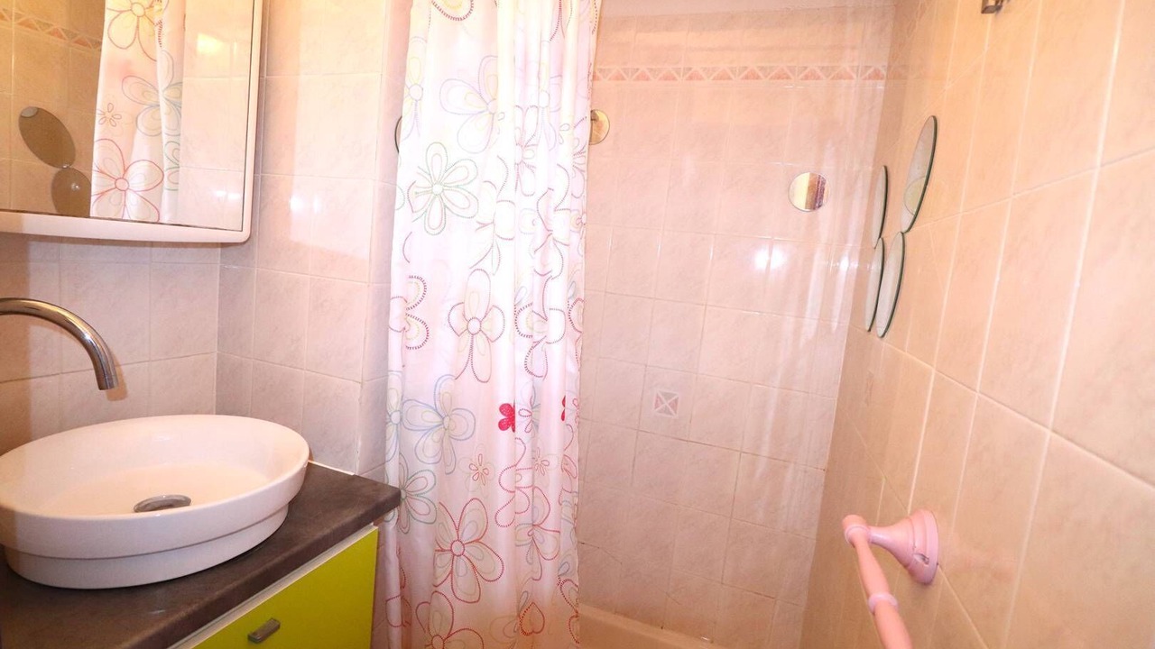 Photo of Bathroom in Le Grau-Du-Roi