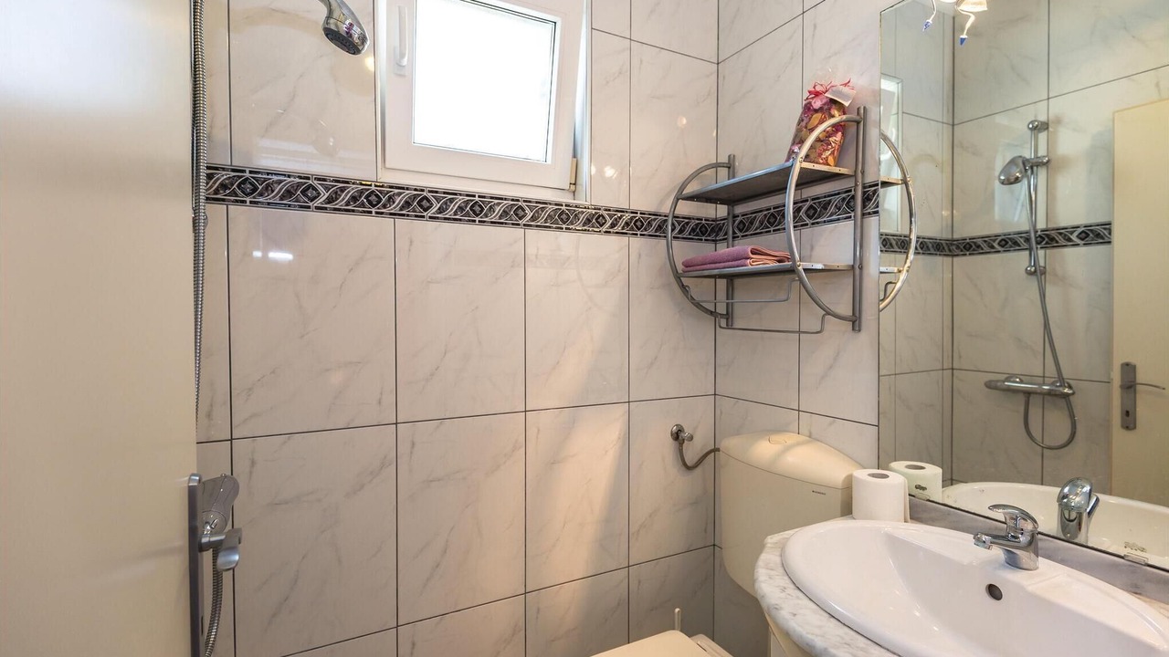 Photo of Bathroom in Podaca