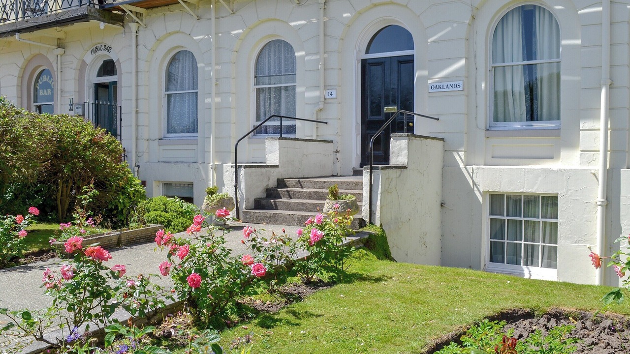 Photo of Others in South Cliff