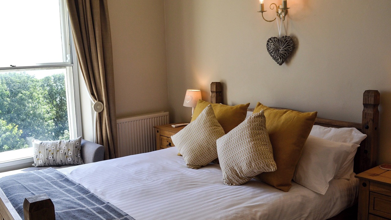 Photo of Others in South Cliff