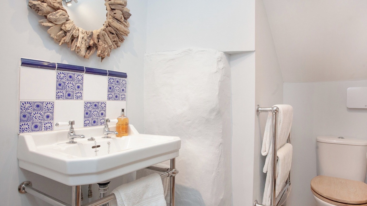 Photo of Bathroom in Saint Gennys