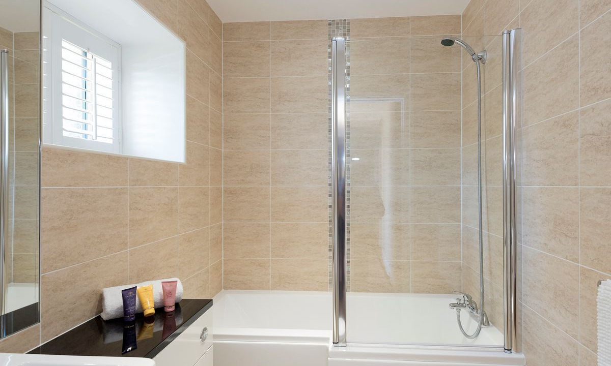 Photo of Bathroom in Ventnor