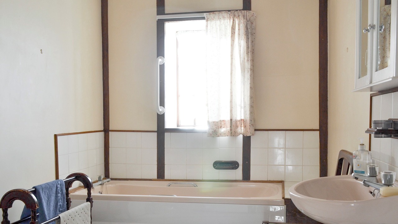 Photo of Bathroom in Acton Scott