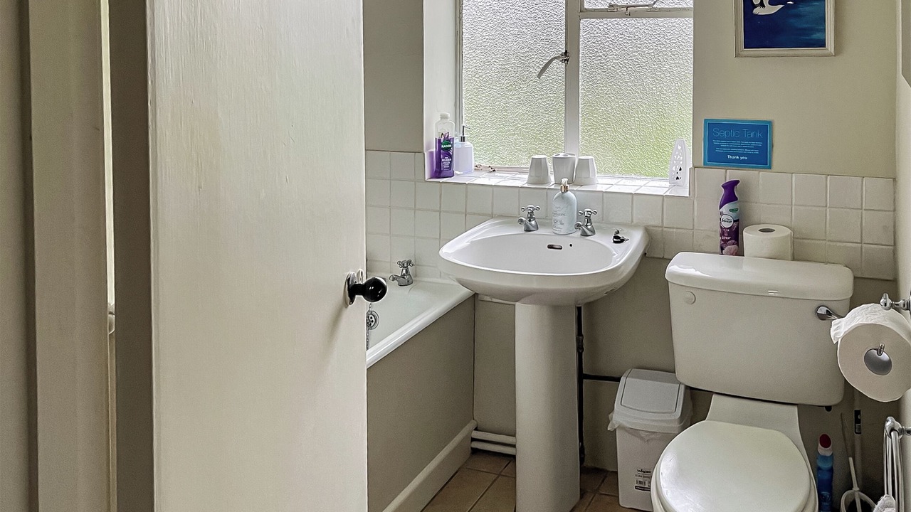 Photo of Bathroom in Shaftesbury