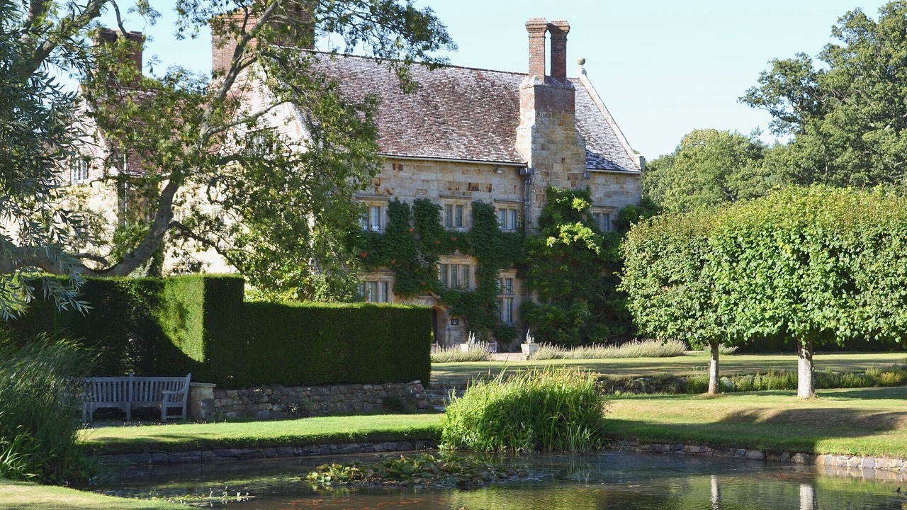 Photo of Others in Burwash