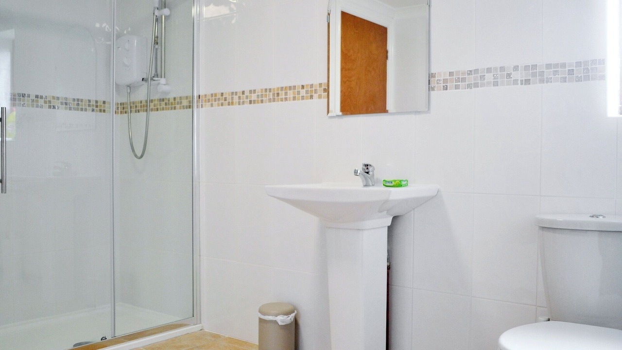 Photo of Bedroom in Llansantffraed