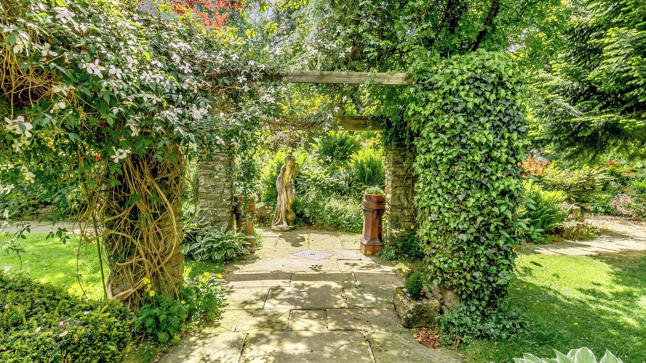 Photo of Outdoor in West Burton