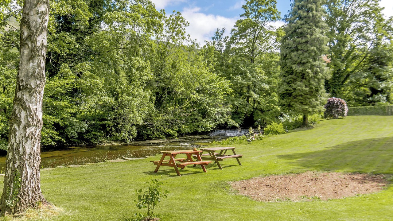 Photo of Outdoor in West Burton