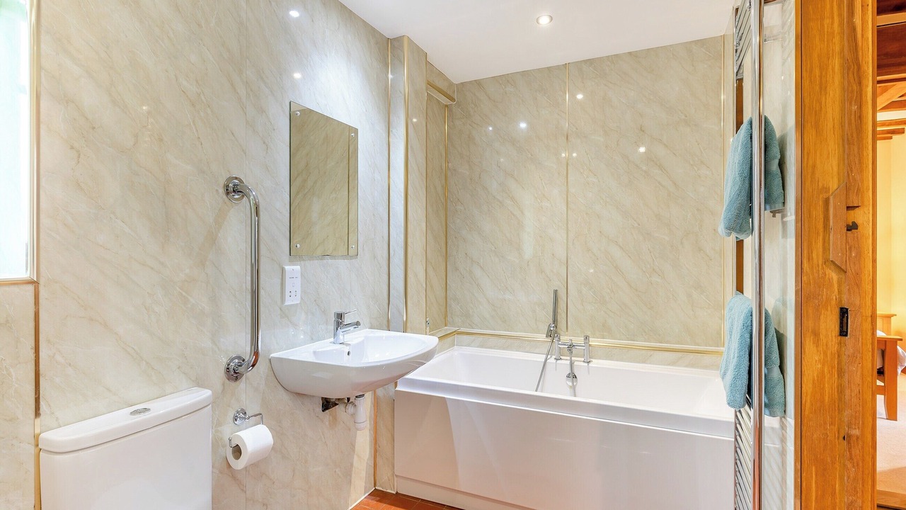 Photo of Bathroom in Lydney