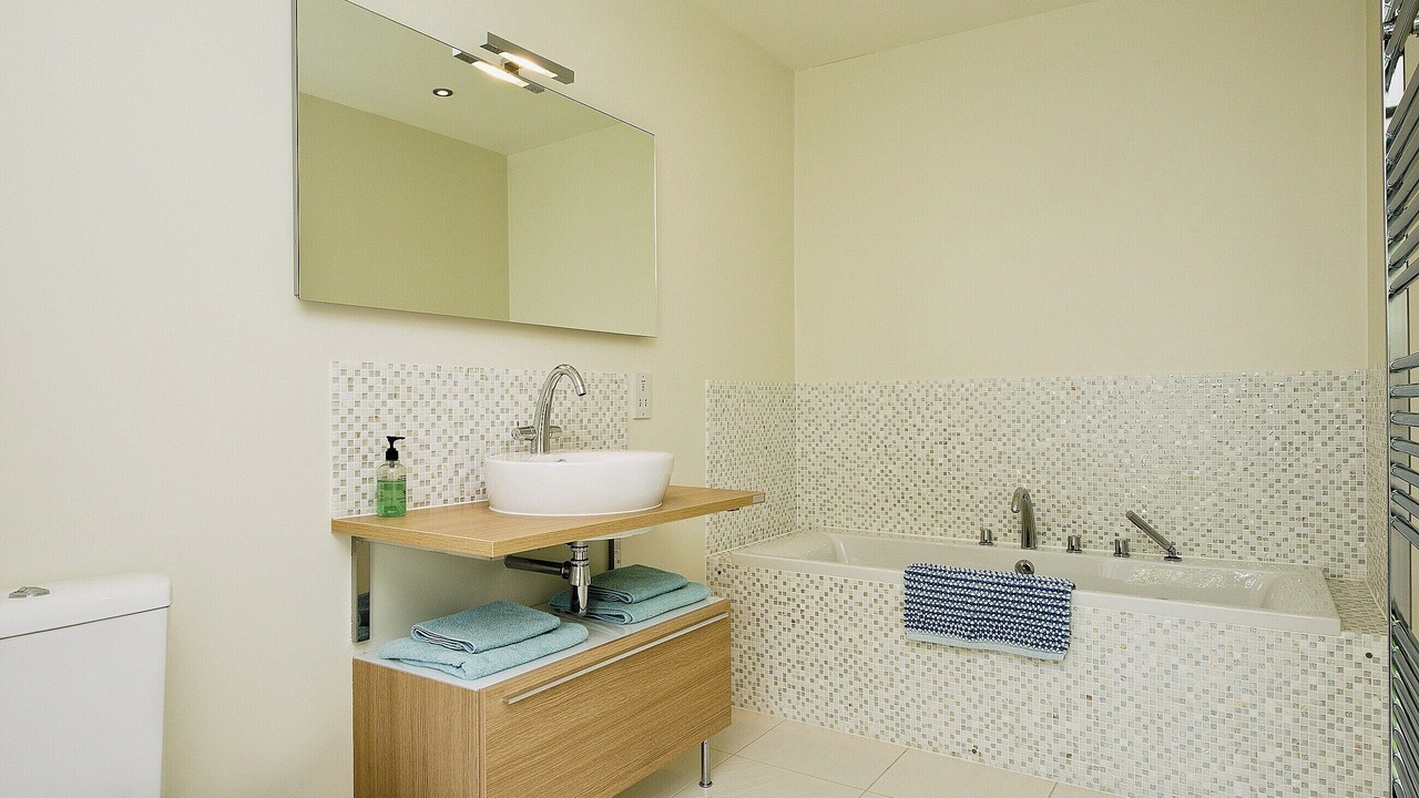 Photo of Bathroom in Tilney Fen End