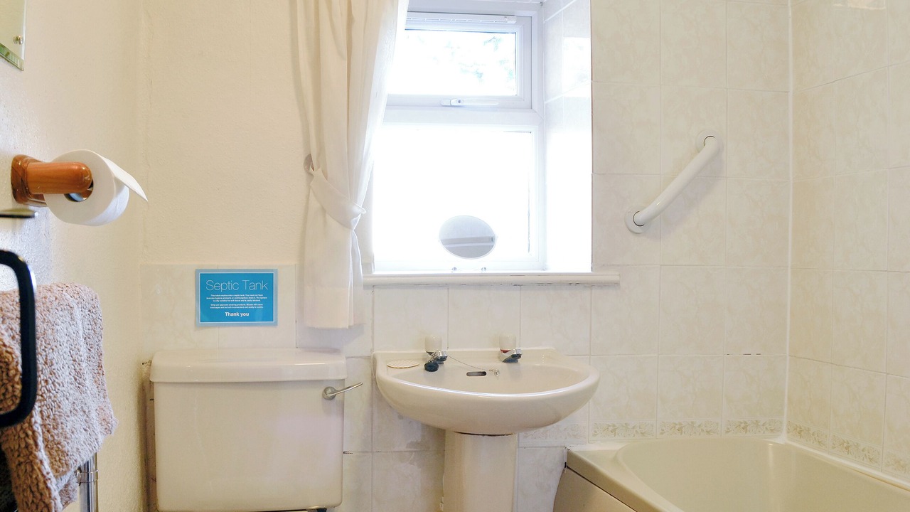 Photo of Bathroom in Threlkeld