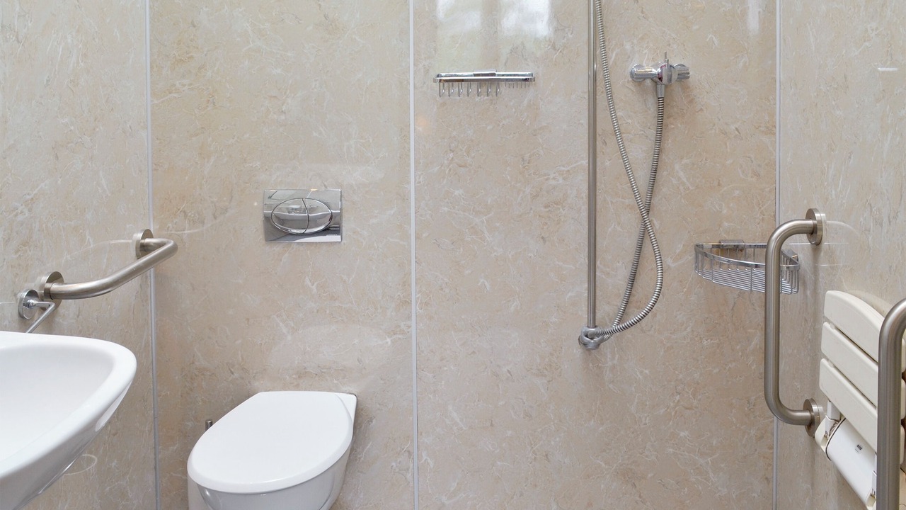 Photo of Bedroom in Widemouth Bay