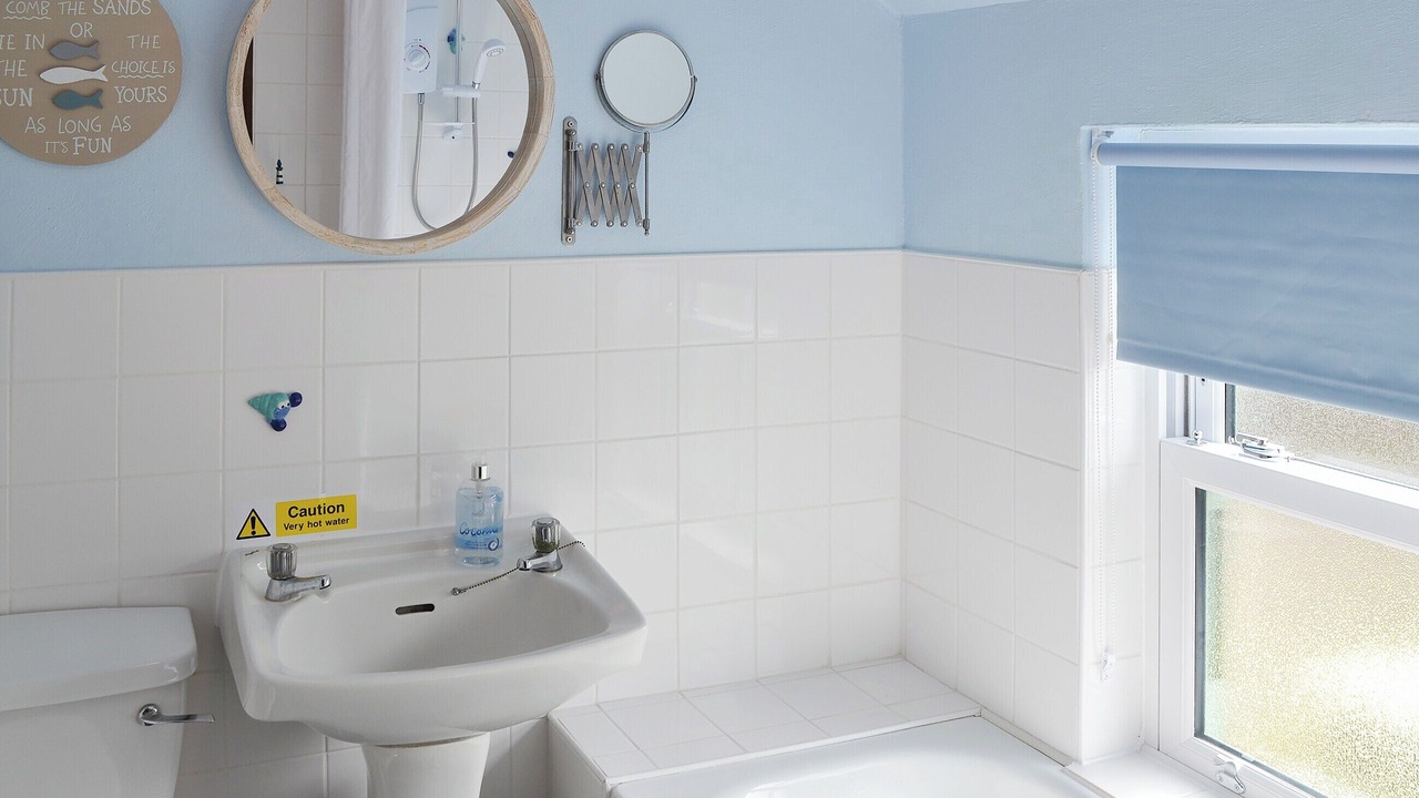 Photo of Bathroom in St. Newlyn East