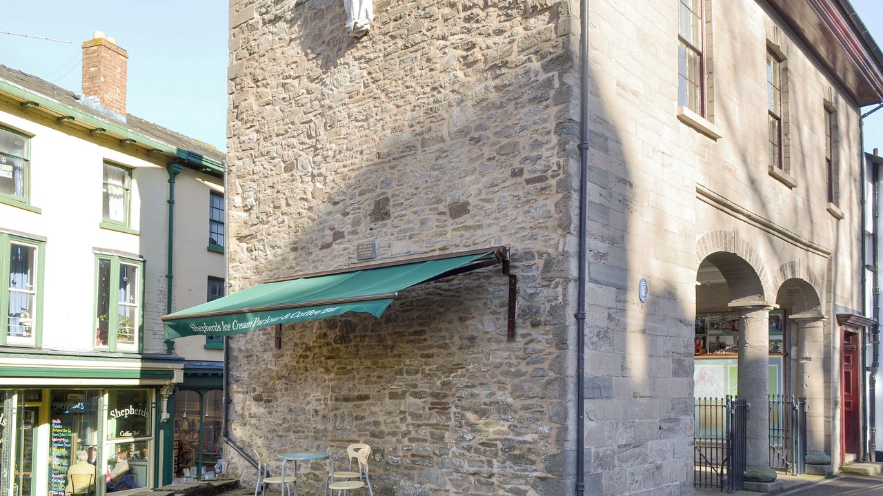 Photo of Others in Hay on Wye