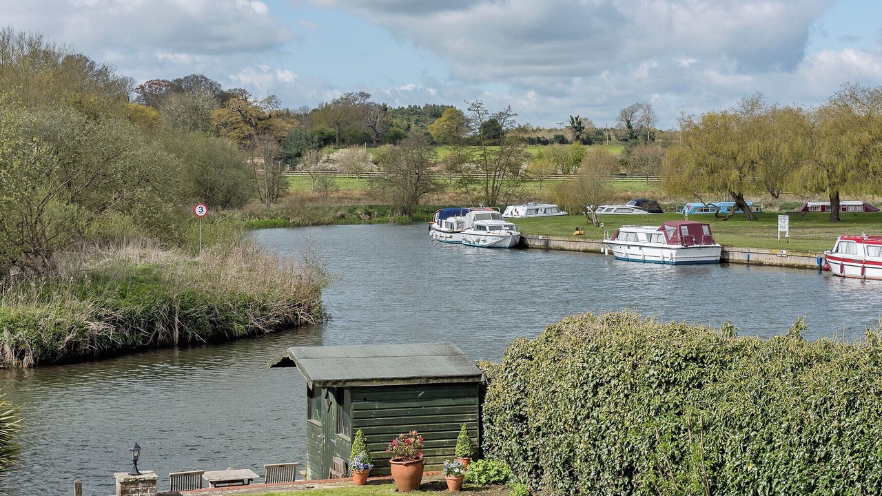 Photo of Others in Coltishall