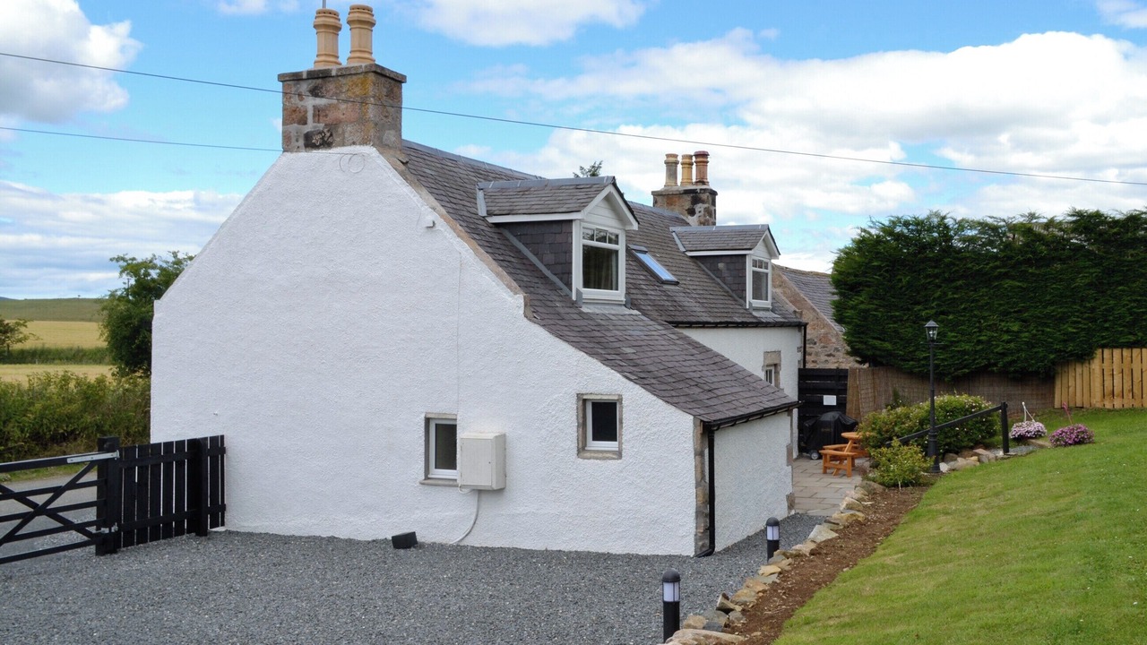 Photo of Outdoor in Insch