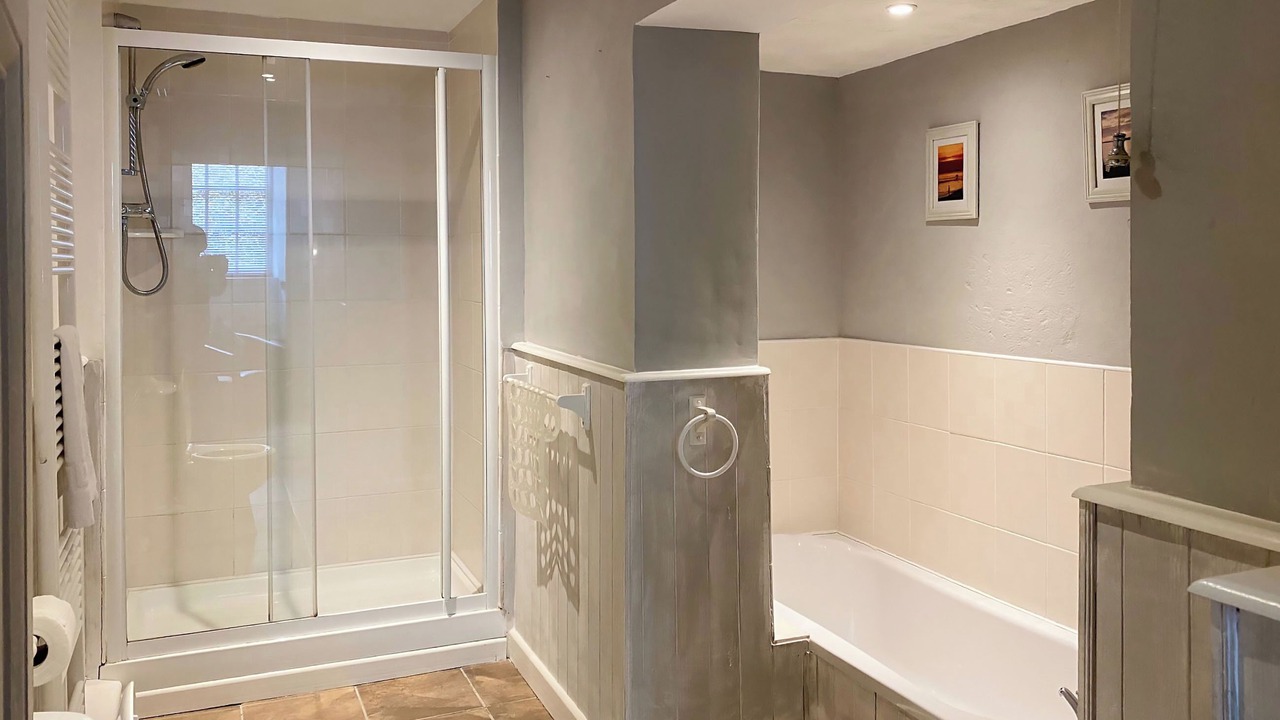 Photo of Bathroom in Liskeard