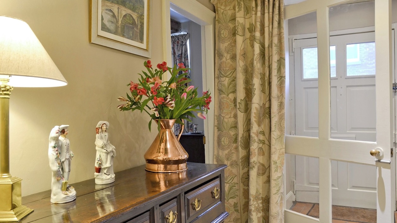 Photo of Others in Ludwel