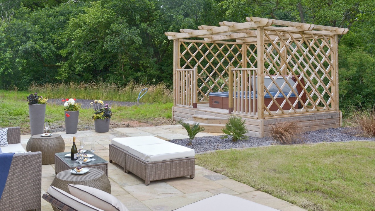 Photo of Others in Cheriton Bishop