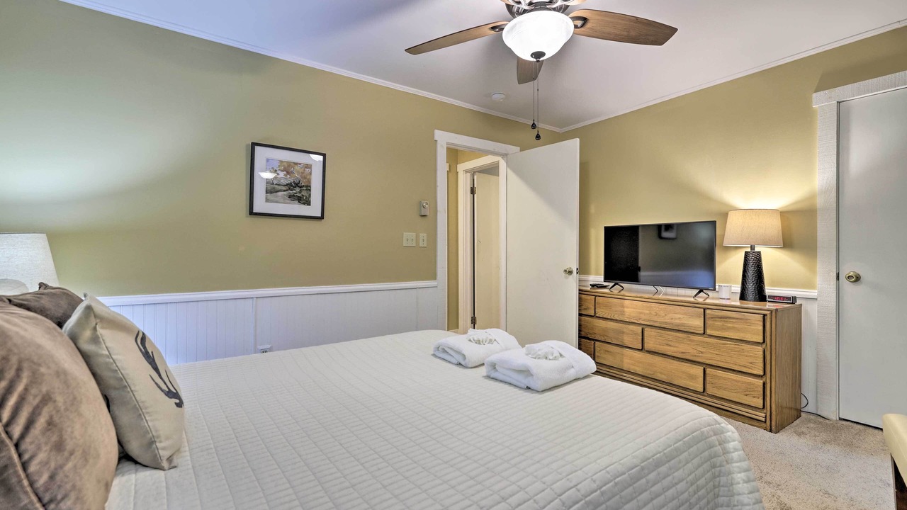 Photo of Bedroom in White Haven