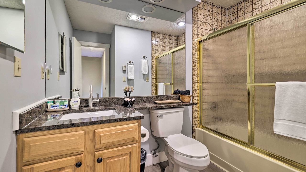Photo of Bathroom in White Haven