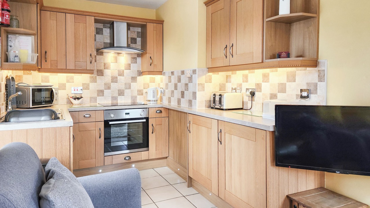 Photo of Others in Cayton