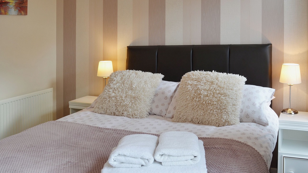 Photo of Others in Cayton