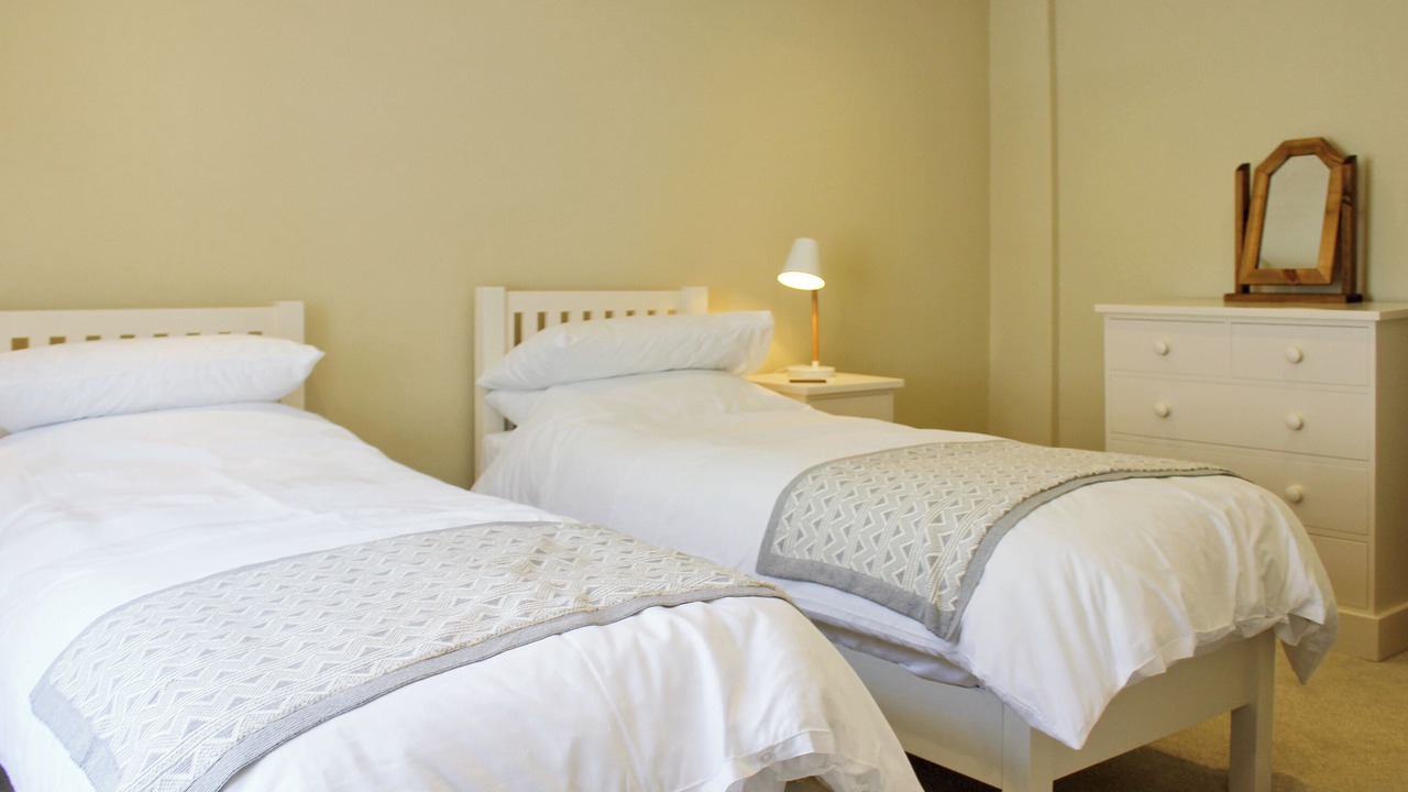 Photo of Others in Deal