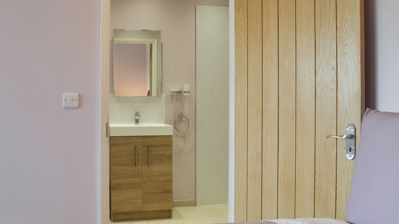 Photo of Others in Lincoln