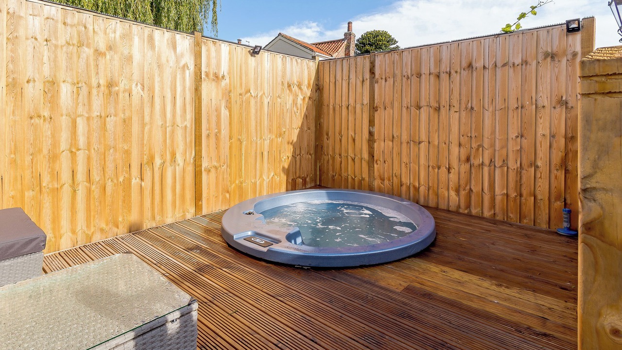 Photo of Others in Storwood