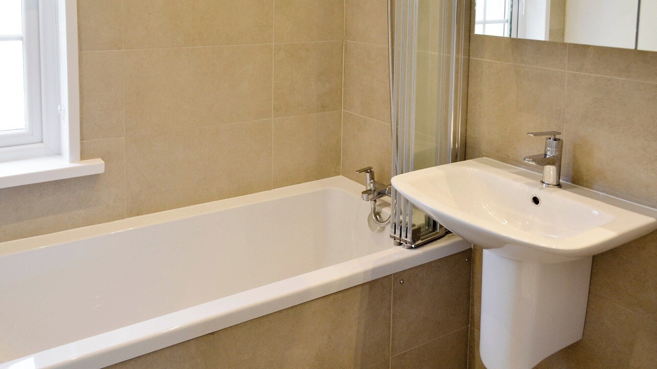 Photo of Bathroom in Chysauster