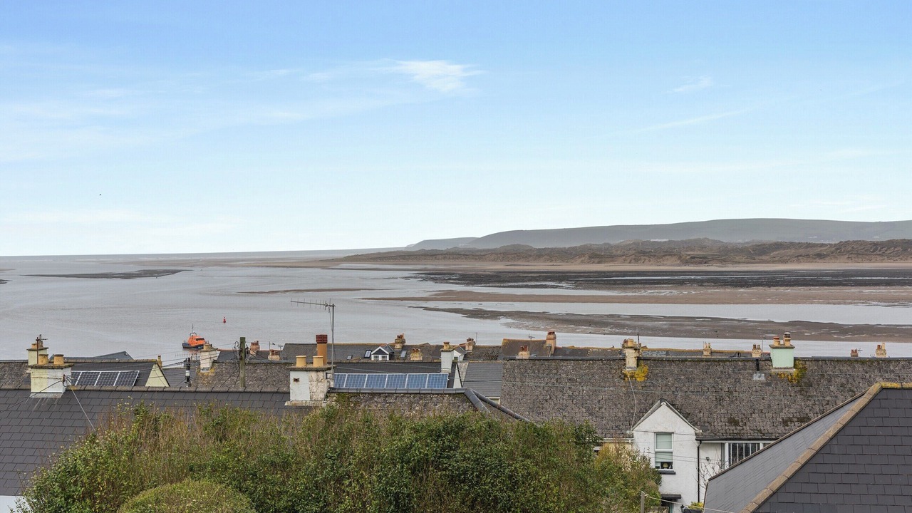 Photo of Others in Appledore