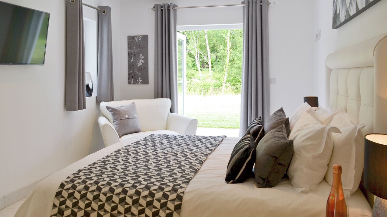 Photo of Others in Cheriton Bishop