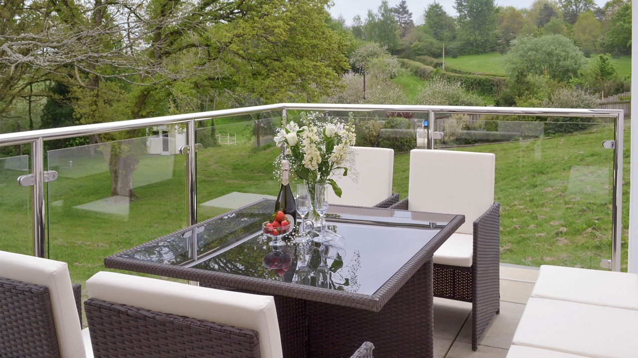 Photo of Patio Balcony in Cheriton Bishop