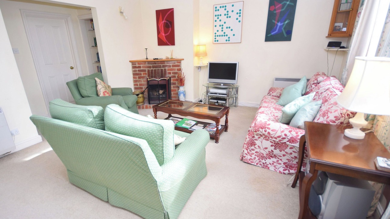 Photo of Bedroom in Compton