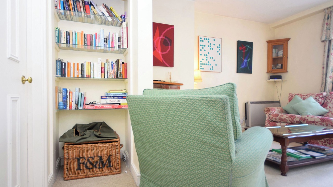 Photo of Bedroom in Compton