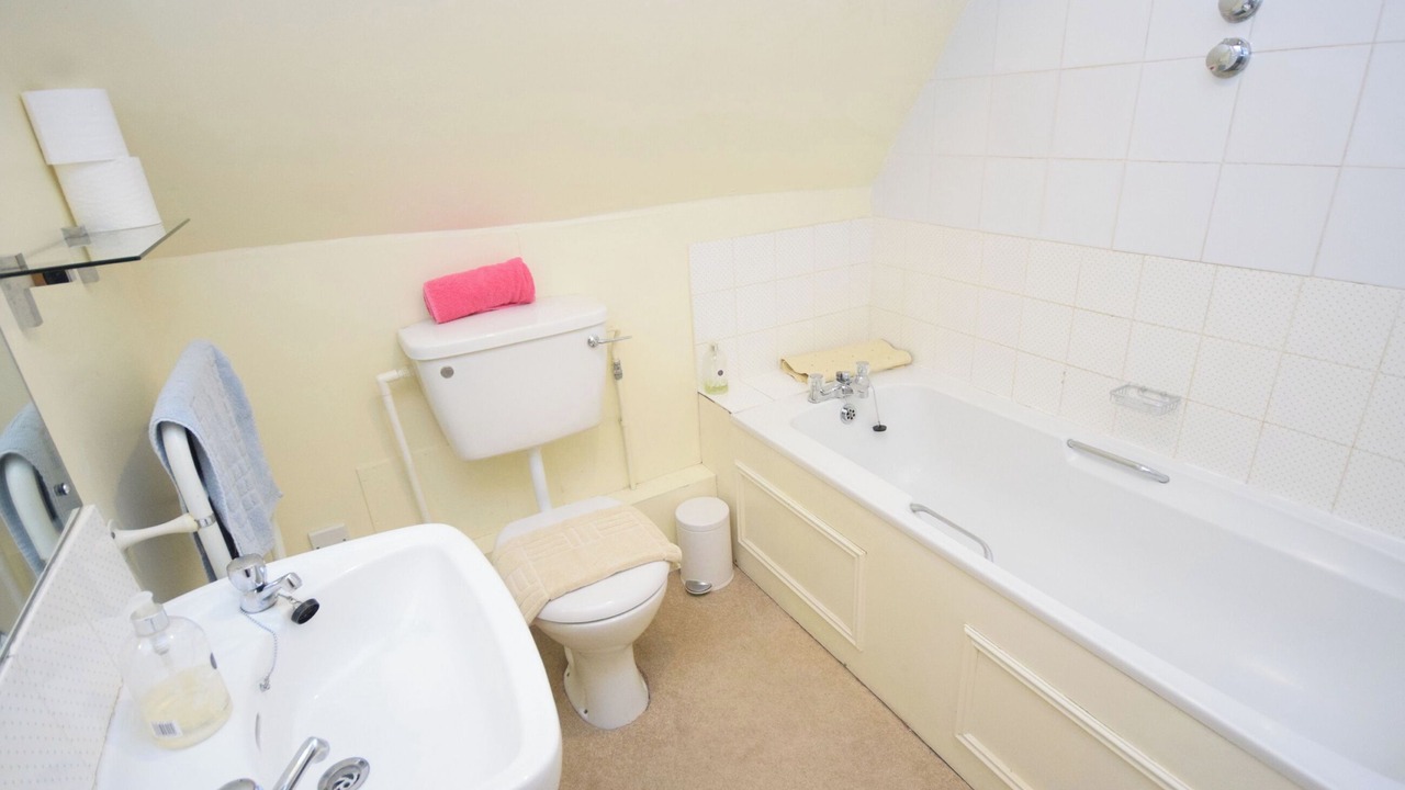 Photo of Bathroom in Compton