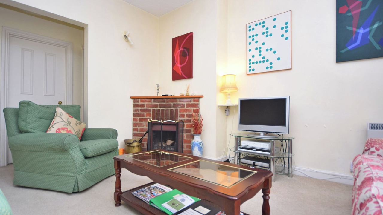 Photo of Bedroom in Compton