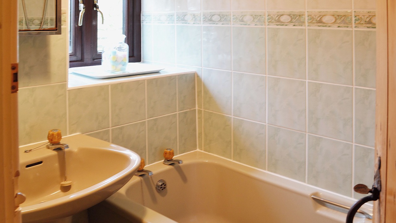 Photo of Bathroom in Harrop Fold