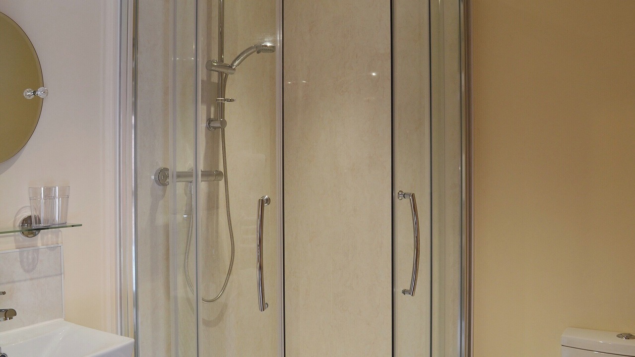 Photo of Bedroom in Sutton on Trent