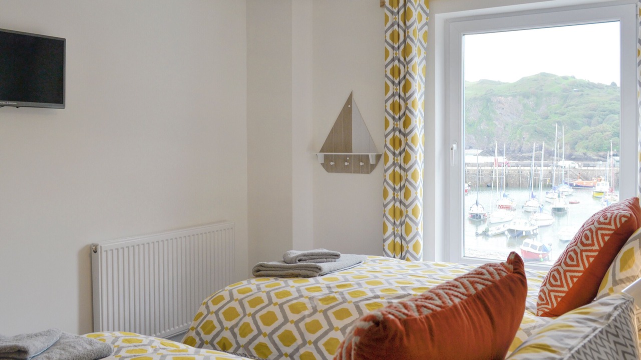 Photo of Others in Hele